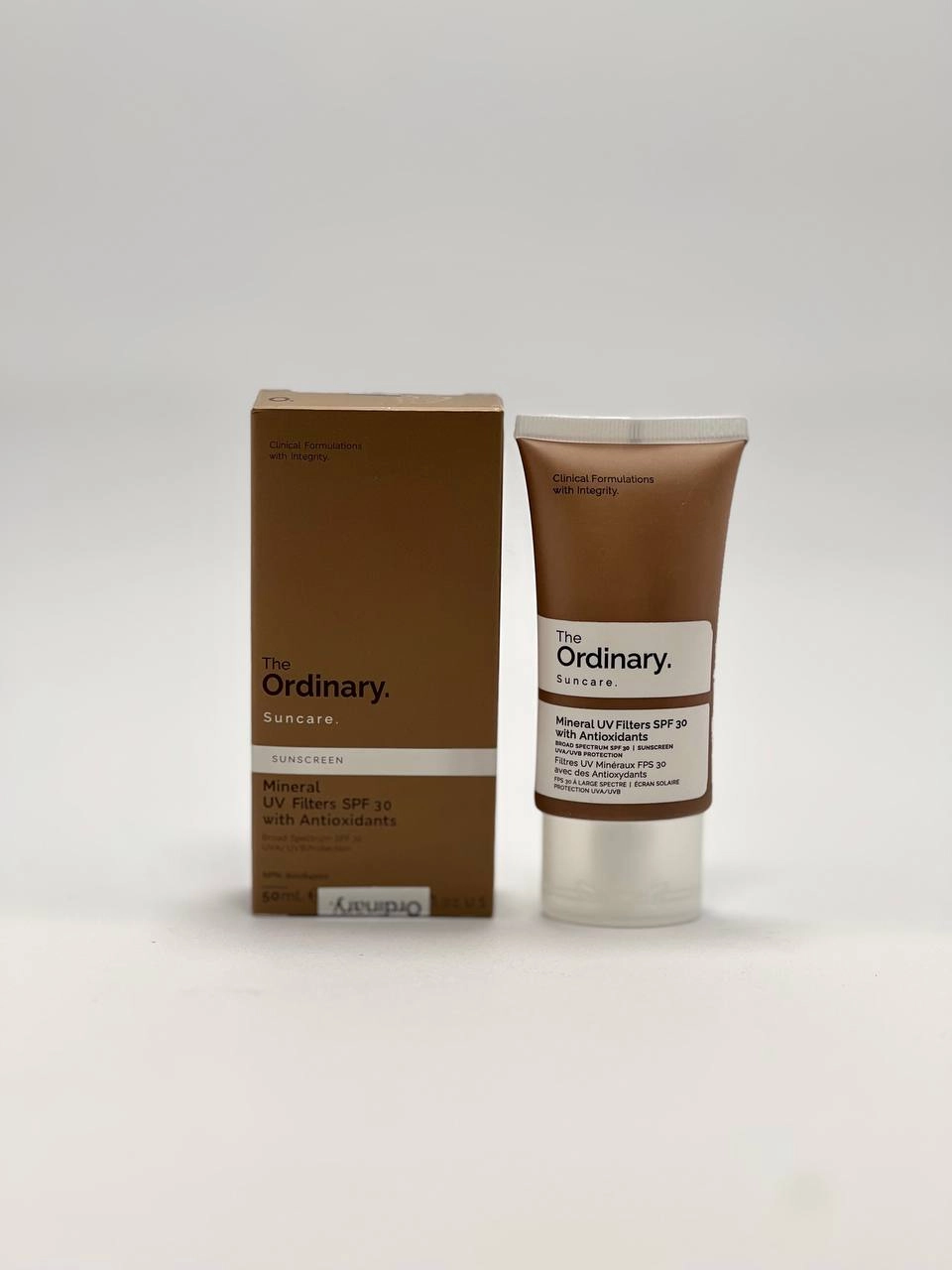 کرم ضد آفتاب اوردینری The Ordinary مدل مینرال SPF 30